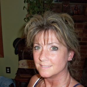 Meet your Posher, Lorraine